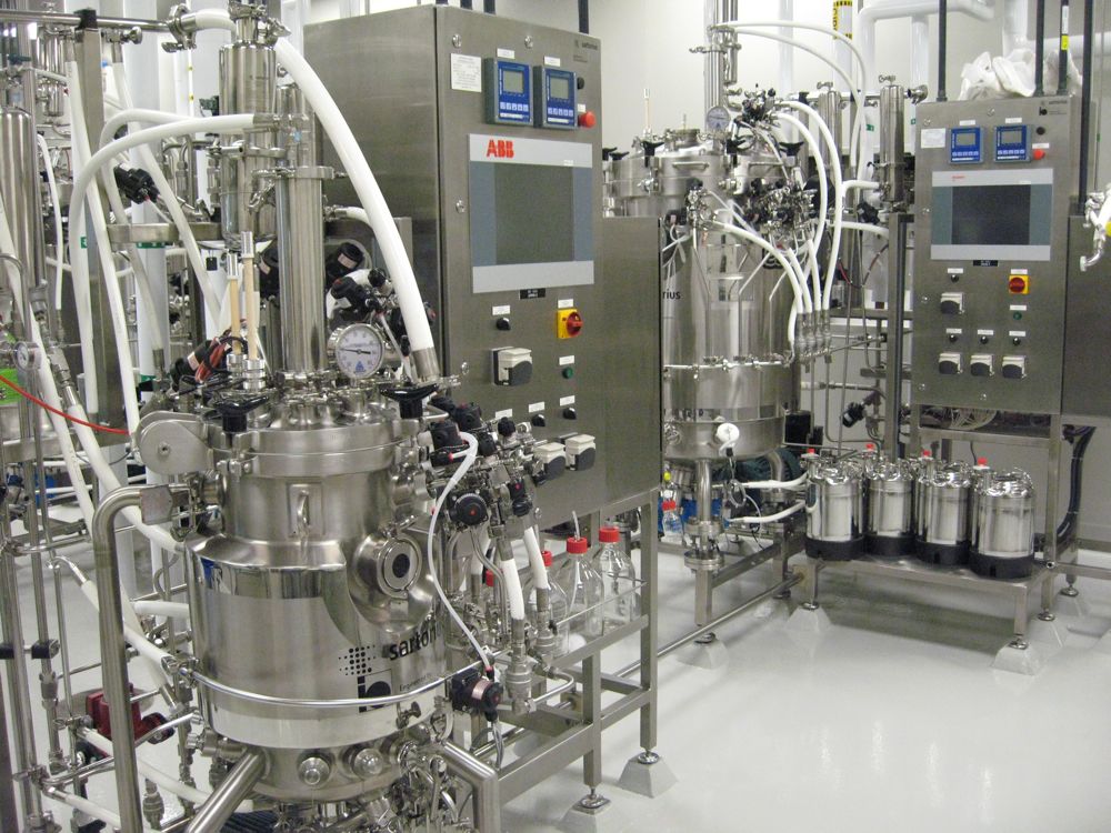 Bioreactor control panels in a process development lab